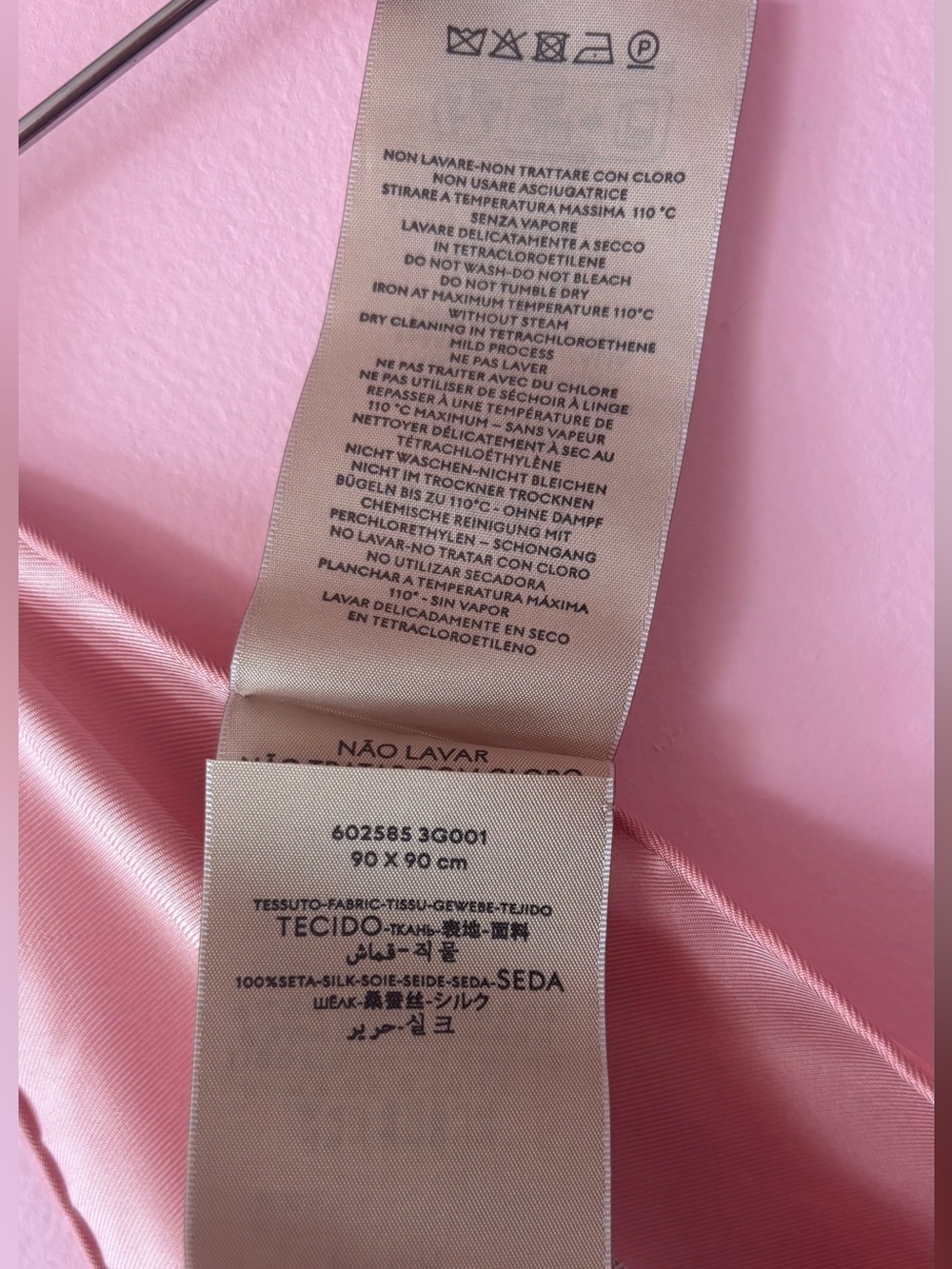 Gucci Flora print silk scarf - Picture 9 of 16